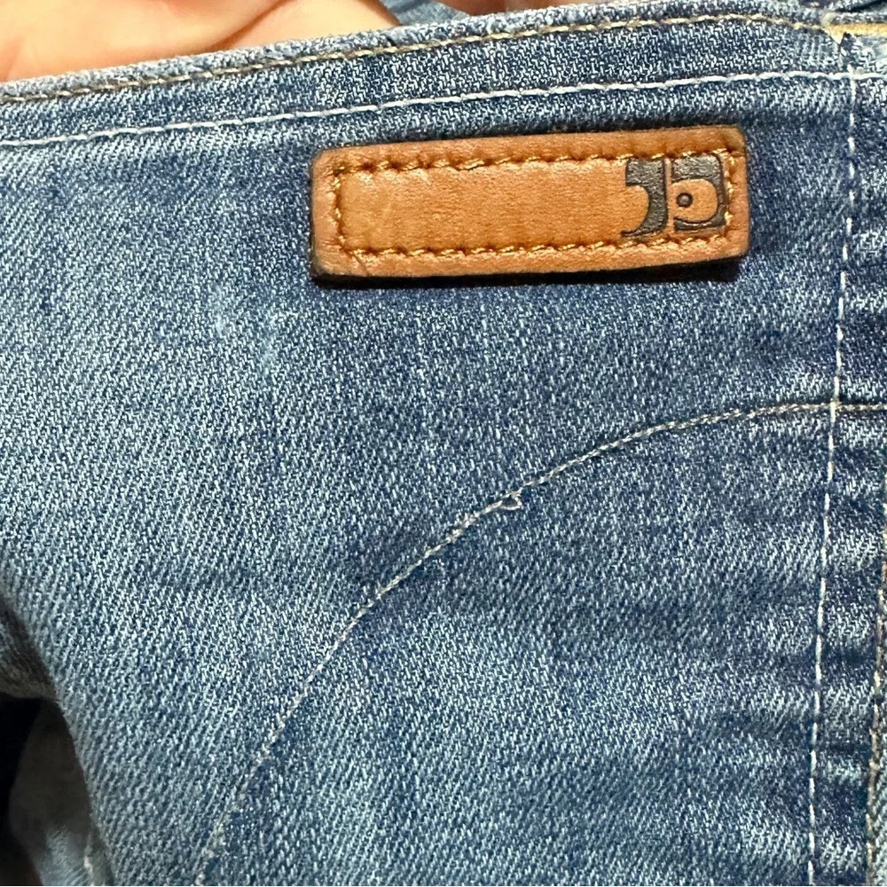 Joe’s women’s Blue Jean Shorts Size 26 - Picture 5 of 5